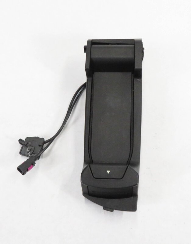 Thumbnail 2: 2011 BMW ACTIVE HYBRID 7 (F04) FRONT CONSOLE SNAP IN PHONE CHARGING CRADLE