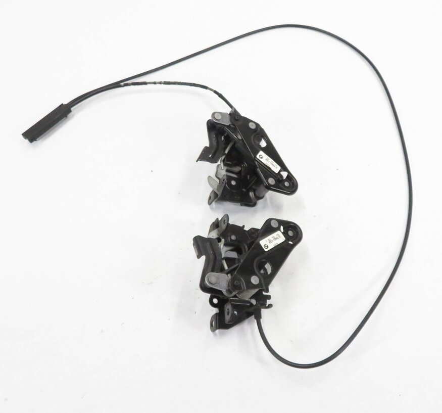 Thumbnail 3: 2011 BMW ACTIVE HYBRID 7 (F04) FRONT LEFT & RIGHT LOWER HOOD LOCK LATCH SET-2