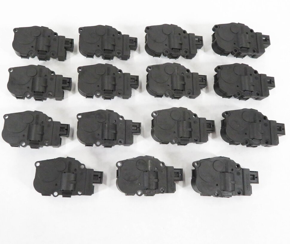 Thumbnail 2: 2011 BMW ACTIVE HYBRID 7 (F04) HEATER A/C BLEND DOOR SERVO ACTUATOR MOTOR SET-15