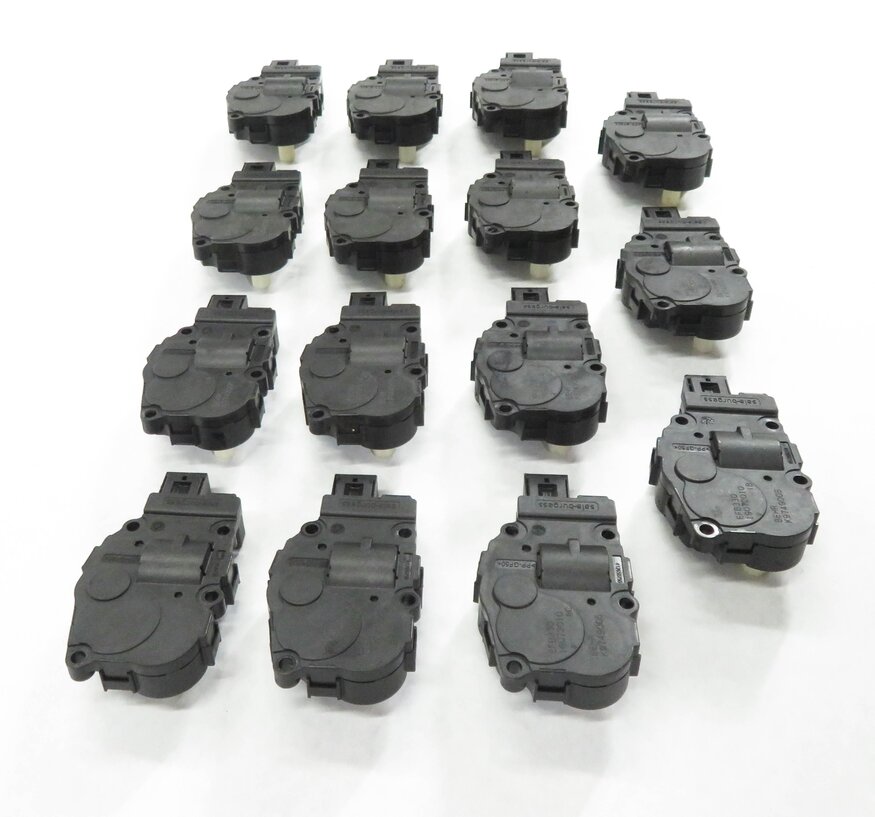 Thumbnail 4: 2011 BMW ACTIVE HYBRID 7 (F04) HEATER A/C BLEND DOOR SERVO ACTUATOR MOTOR SET-15