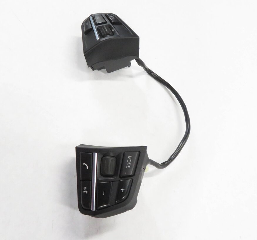 Thumbnail 3: 2011 BMW ACTIVE HYBRID 7 (F04) RADIO STEREO PHONE MODE STEERING SWITCH SET