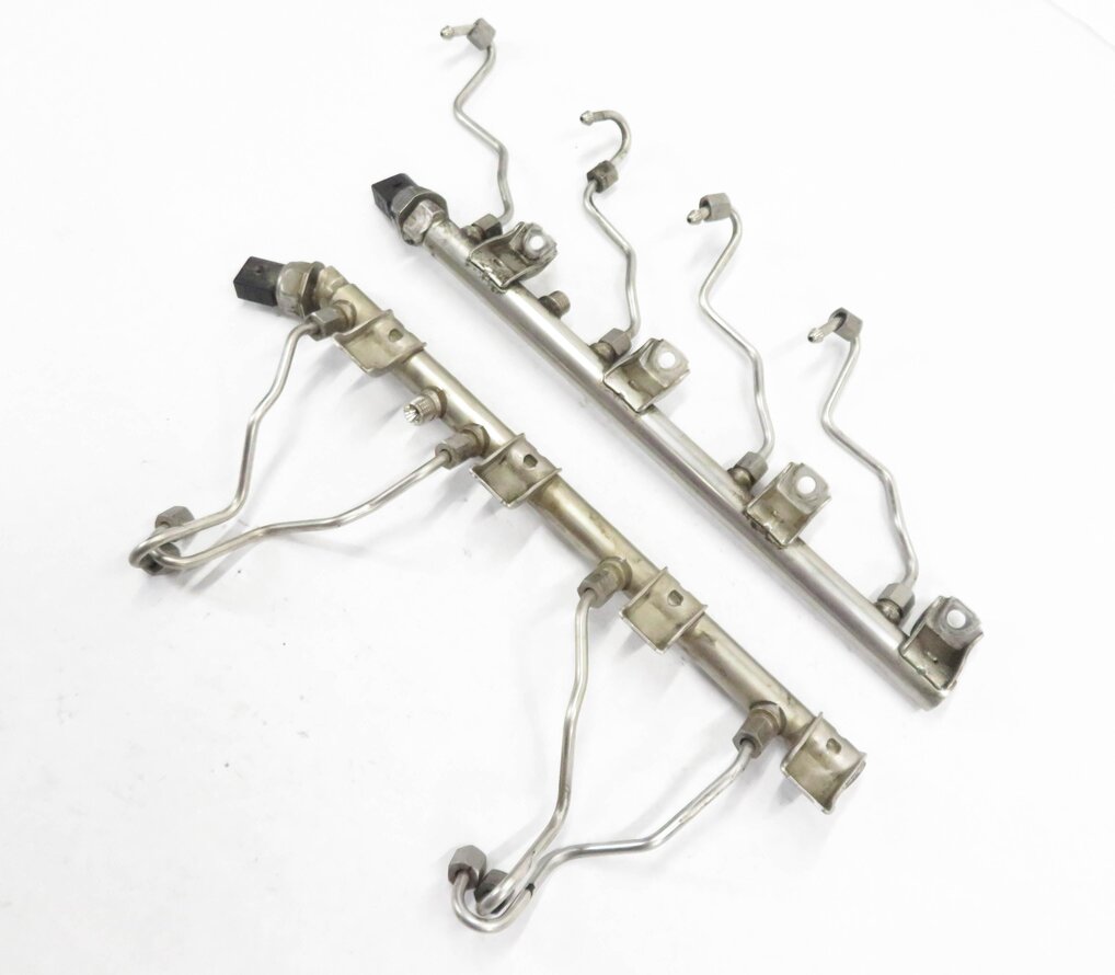 2011 BMW ACTIVE HYBRID 7 (F04) 4.4L N63 ENGINE FUEL RAIL SET-2 w/ INJECTOR LINES