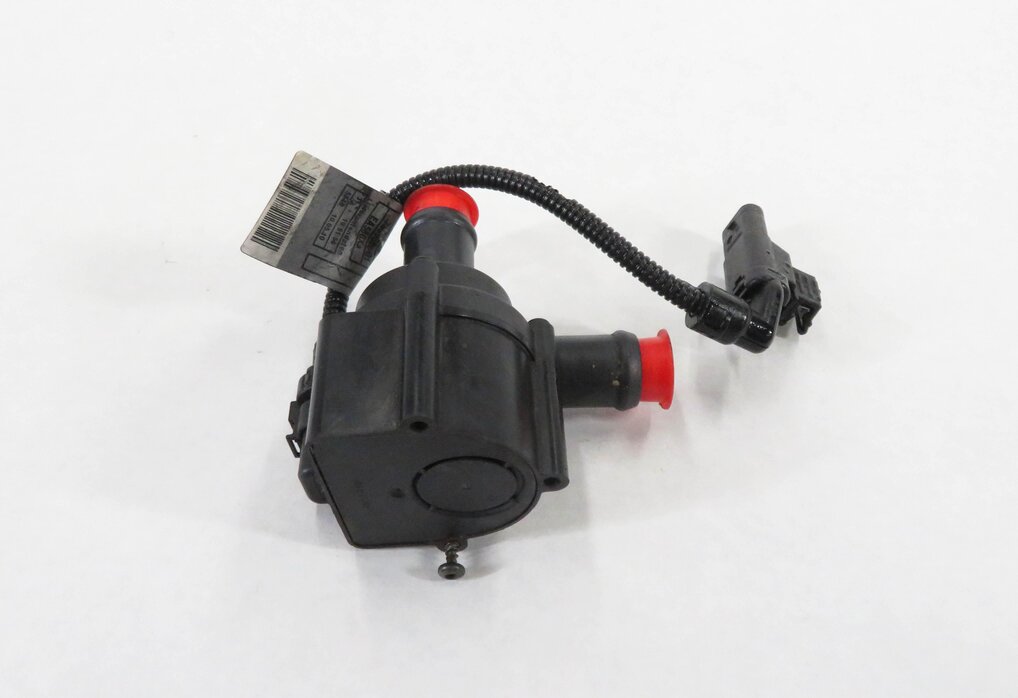 Thumbnail 3: 2011 BMW ACTIVE HYBRID 7 (F04) 4.4L N63 ENGINE AUX AUXILIARY WATER PUMP