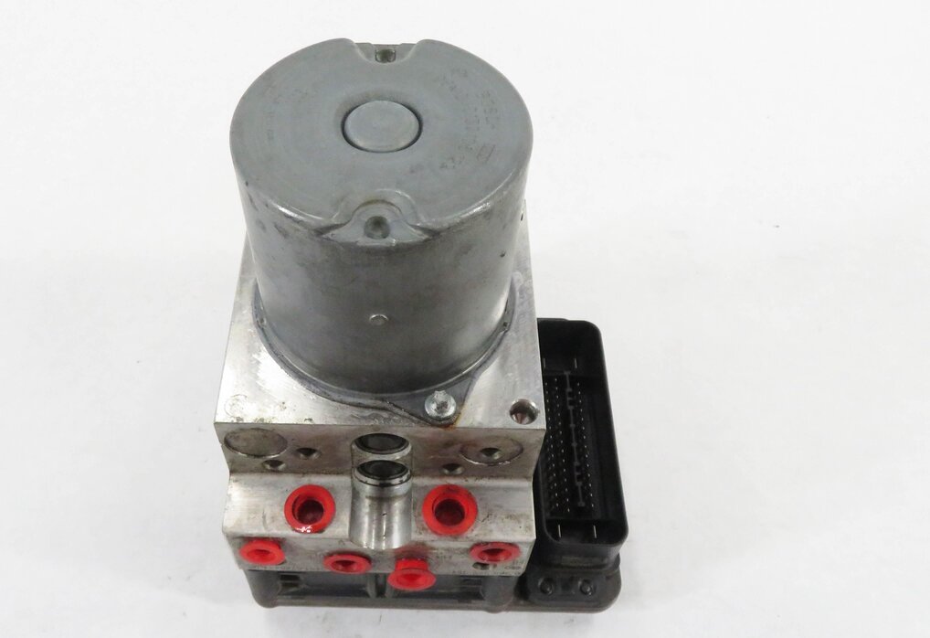Thumbnail 3: 2011 BMW ACTIVE HYBRID 7 (F04) RWD - ABS ANTI LOCK BRAKE PUMP w/ MODULE