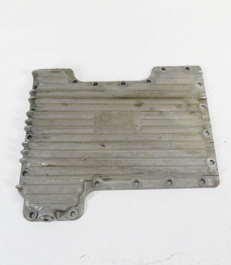 Thumbnail 2: 2003-2005 RANGE ROVER (L322) 4.4L M62 V8 ENGINE LOWER MOTOR OIL FLUID PAN SUMP
