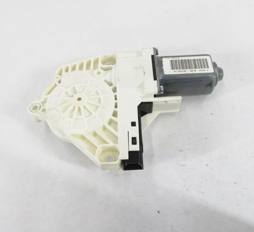 Thumbnail 2: 2010-2016 RANGE ROVER SPORT (L320) LR4 RIGHT FRONT PASSENGER POWER WINDOW MOTOR