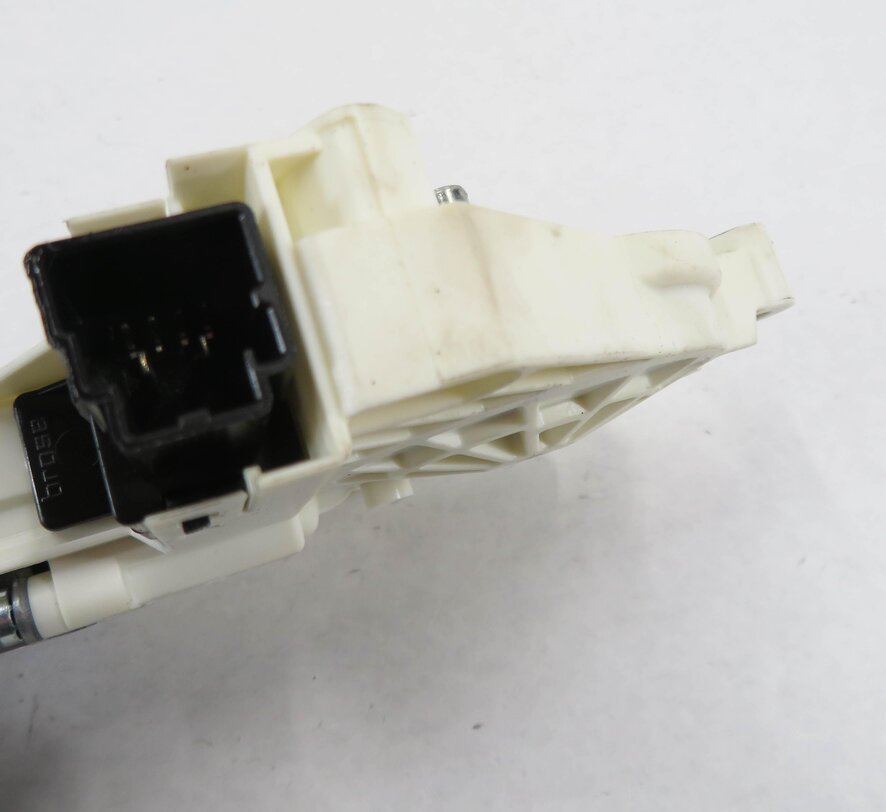 Thumbnail 6: 2010-2016 RANGE ROVER SPORT (L320) LR4 RIGHT FRONT PASSENGER POWER WINDOW MOTOR