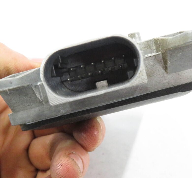 Thumbnail 7: 2009 BMW 750i (F01) RIGHT PASSENGER REAR LANE DEPARTURE WARNING MODULE (MASTER)