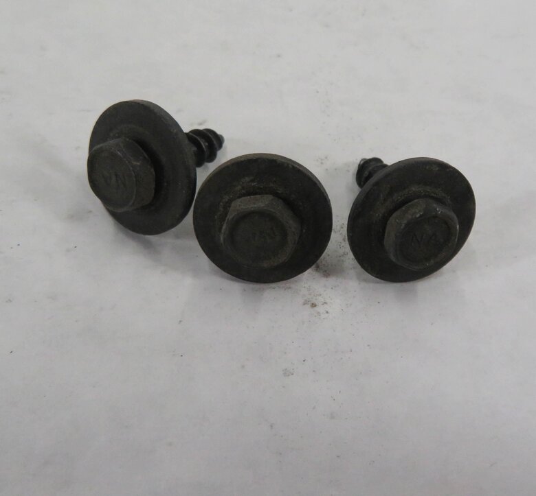 Thumbnail 9: 2009 BMW 750i (F01) RIGHT PASSENGER REAR LANE DEPARTURE WARNING MODULE (MASTER)