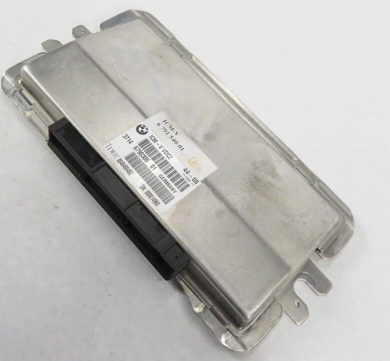 2010-2015 BMW 528i 535i 550i 740i 750i (F01 F10) VDC SUSPENSION CONTROL MODULE