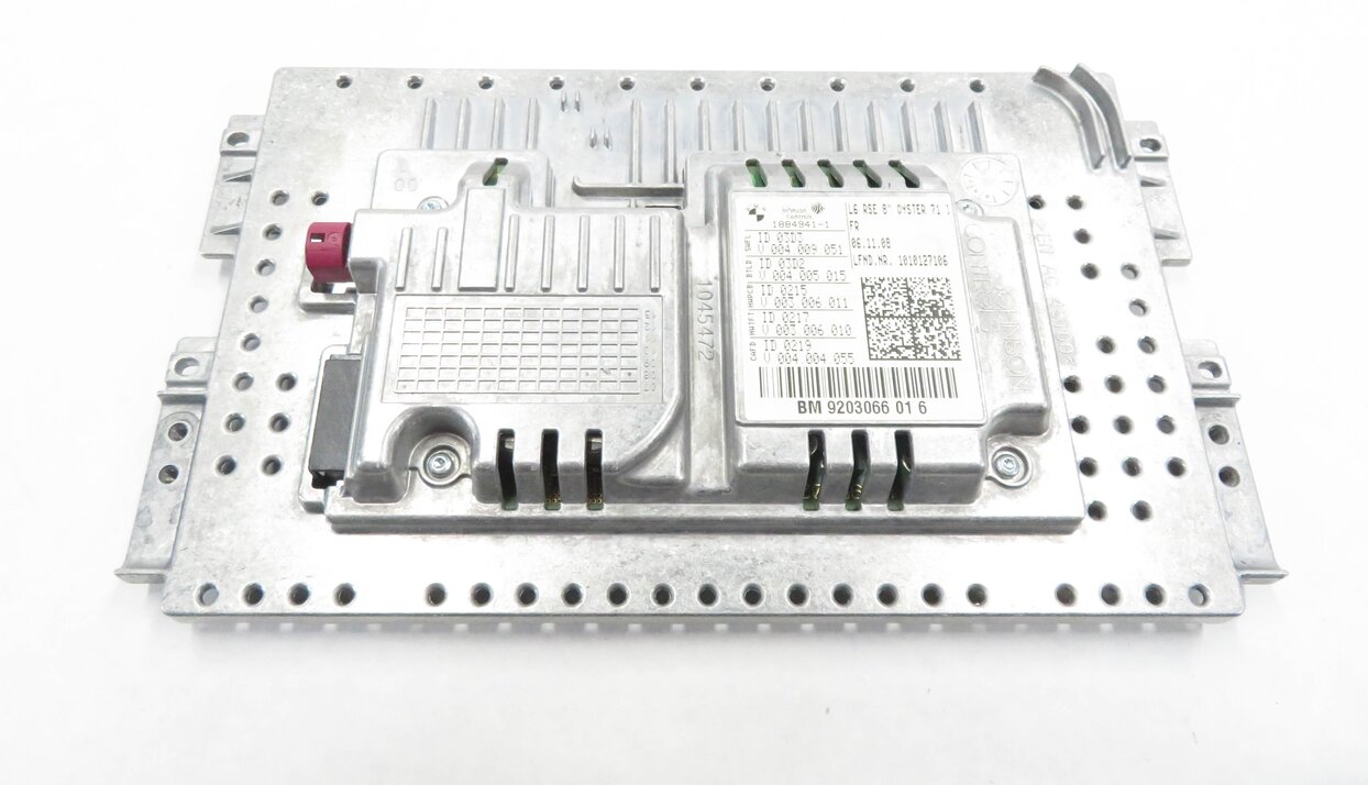 Thumbnail 6: 09-17 BMW 535iGT 550iGT 528i 535i 550i 740i 750i 760i - REAR 8" VIDEO SCREEN