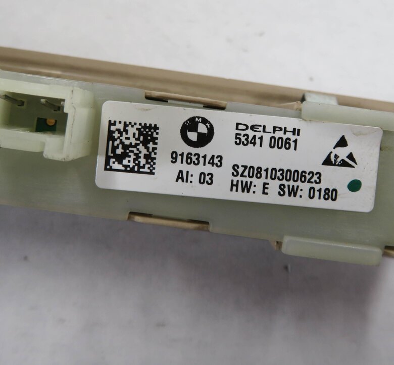 Thumbnail 5: 2009 BMW 750i (F01) RIGHT REAR HEATED COMFORT SEAT MEMORY SWITCH (OYSTER BEIGE)