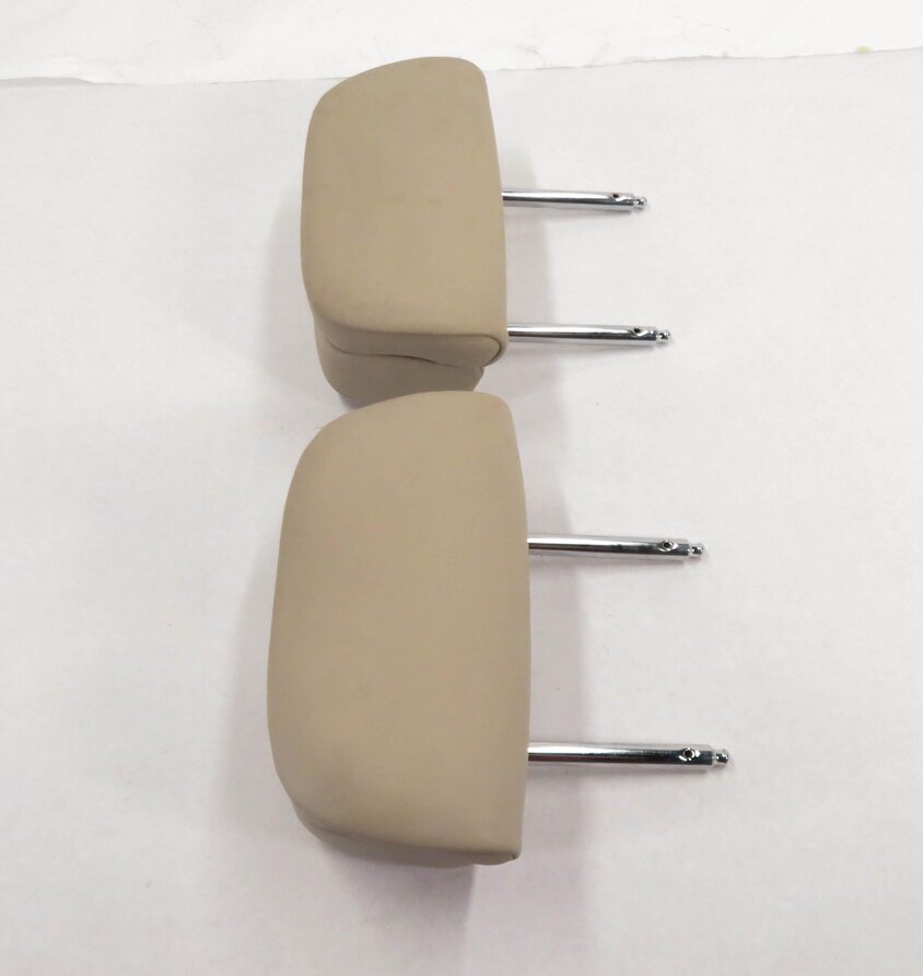 Thumbnail 3: 2009 BMW 750i (F01) REAR ACTIVE HEADREST HEAD REST SET-2 (OYSTER NAPPA LEATHER)