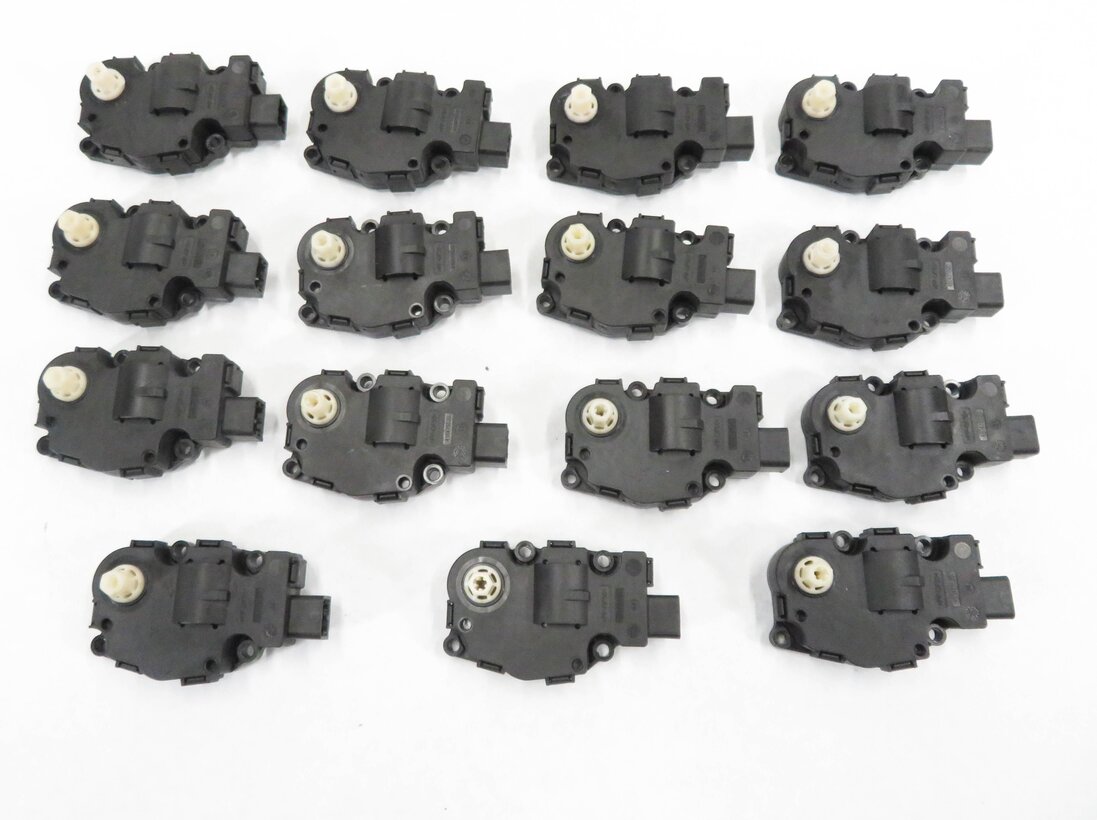Thumbnail 5: 2009 BMW 750i (F01) FRONT HVAC HEATER A/C AIR BOX BLEND DOOR ACTUATOR MOTOR SET