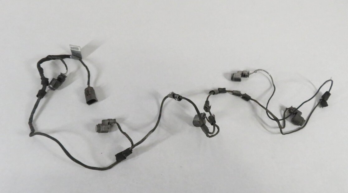 Thumbnail 2: 2009 BMW 750i (F01) FRONT PDC PARK DISTANCE SENSOR SET-4 w/ HARNESS (SILVER A72)