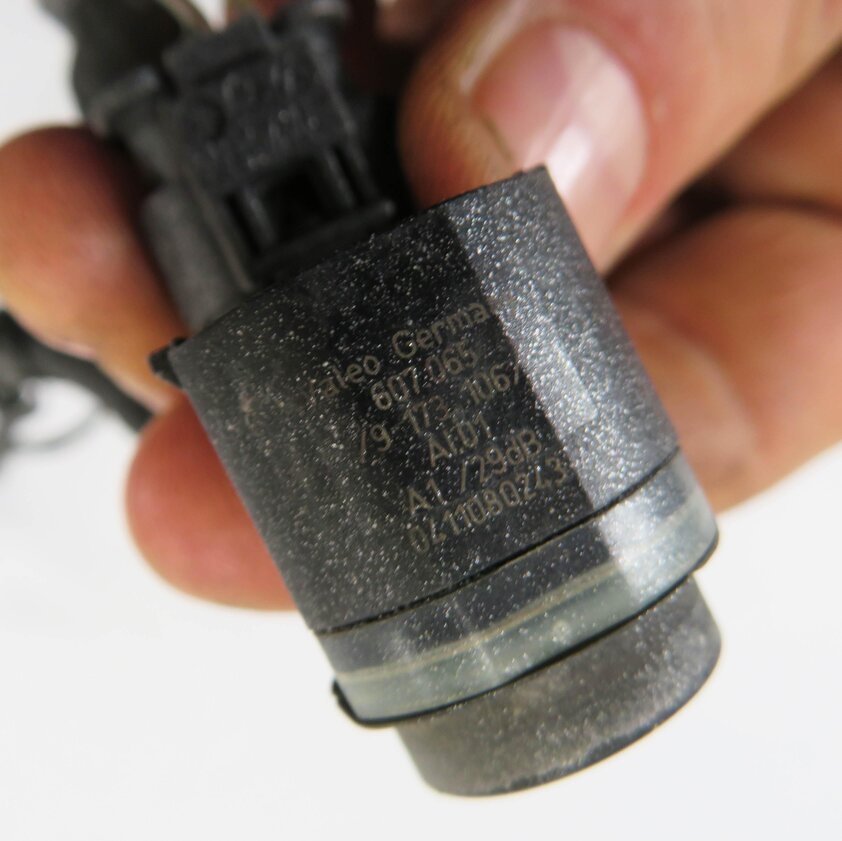 Thumbnail 8: 2009 BMW 750i (F01) FRONT PDC PARK DISTANCE SENSOR SET-4 w/ HARNESS (SILVER A72)