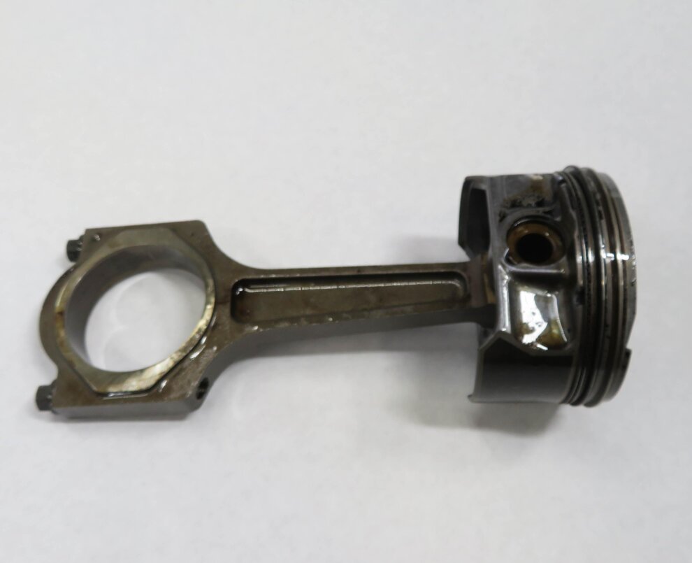 Thumbnail 7: 2005-2009 LR3 RANGE ROVER / SPORT (L322 L320) 4.4L V8 ENGINE PISTON w/ ROD SET-8