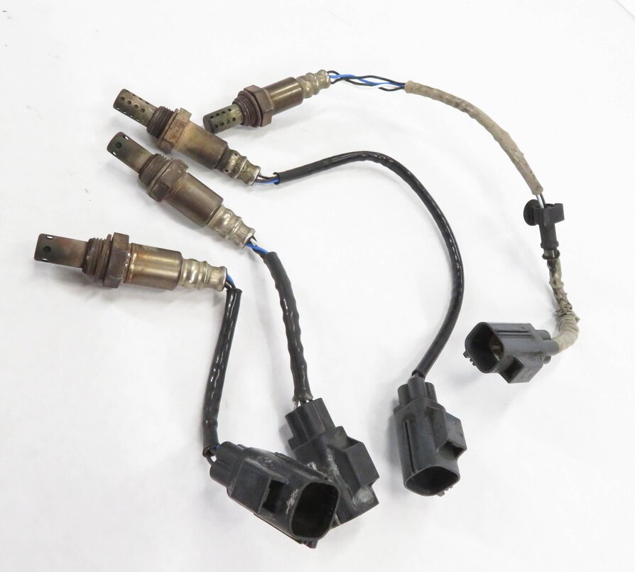 2006 LAND ROVER LR3 - 4.4L PRE / POST CAT O2 OXYGEN LAMBDA PROBE SENSOR SET-4