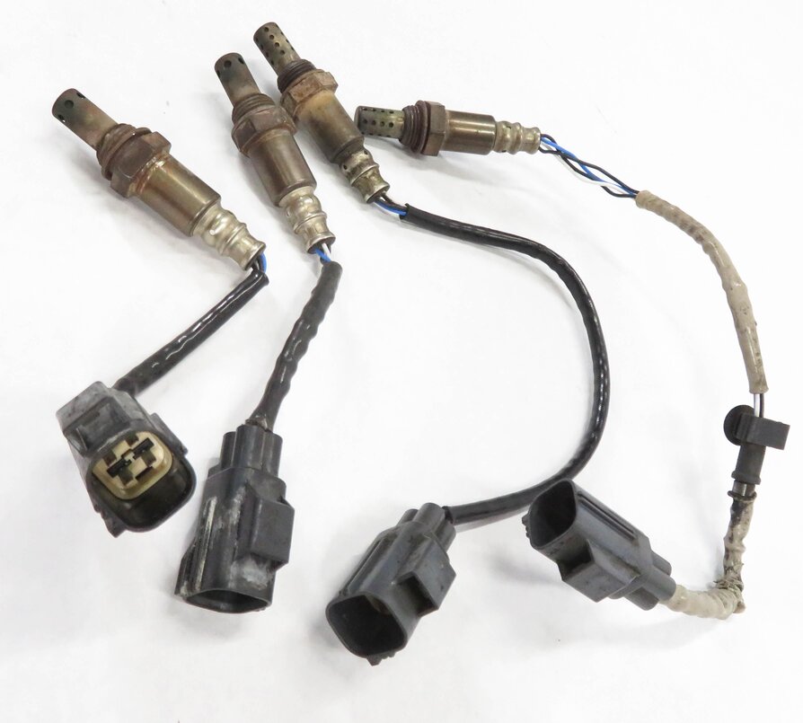 Thumbnail 3: 2006 LAND ROVER LR3 - 4.4L PRE / POST CAT O2 OXYGEN LAMBDA PROBE SENSOR SET-4