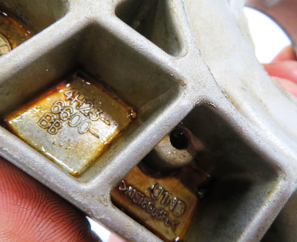 Thumbnail 7: 2006 LAND ROVER LR3 - 4.4L V8 AJ41 ENGINE MOTOR OIL FLUID PUMP
