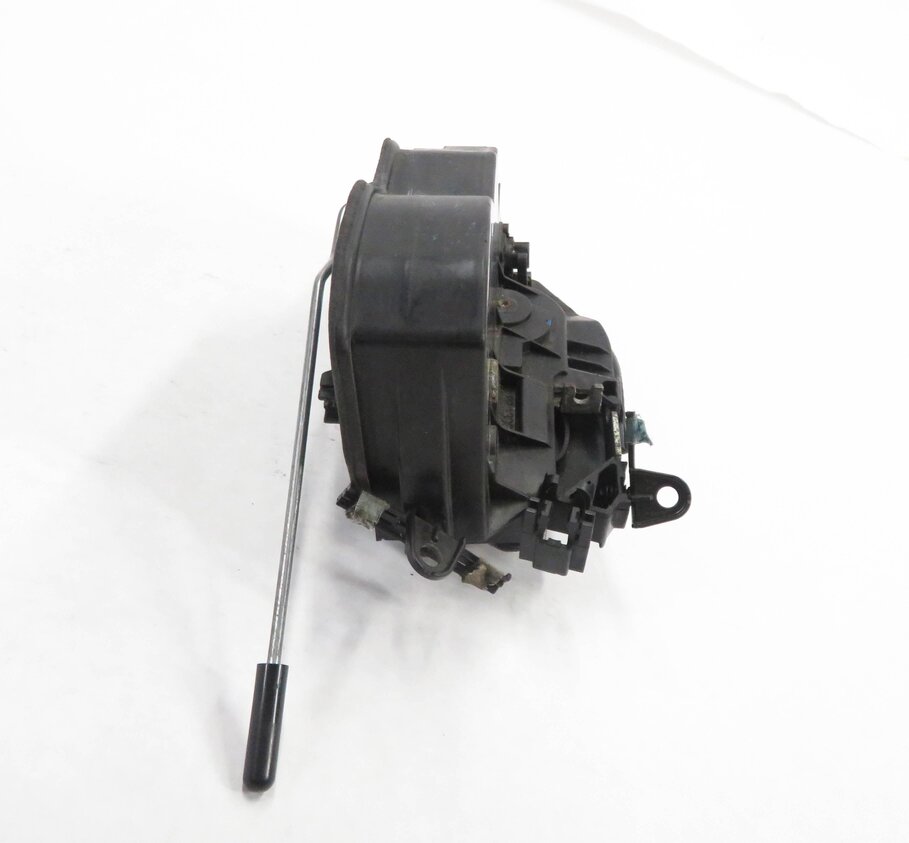 Thumbnail 3: 2003-2018 E87 F22 E90 E60 F10 F06 F12 F13 E65 F01 F04 E70 E71 DRIVER DOOR LATCH