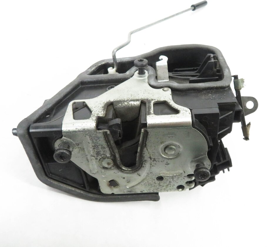 Thumbnail 4: 2003-2018 E87 F22 E90 E60 F10 F06 F12 F13 E65 F01 F04 E70 E71 DRIVER DOOR LATCH