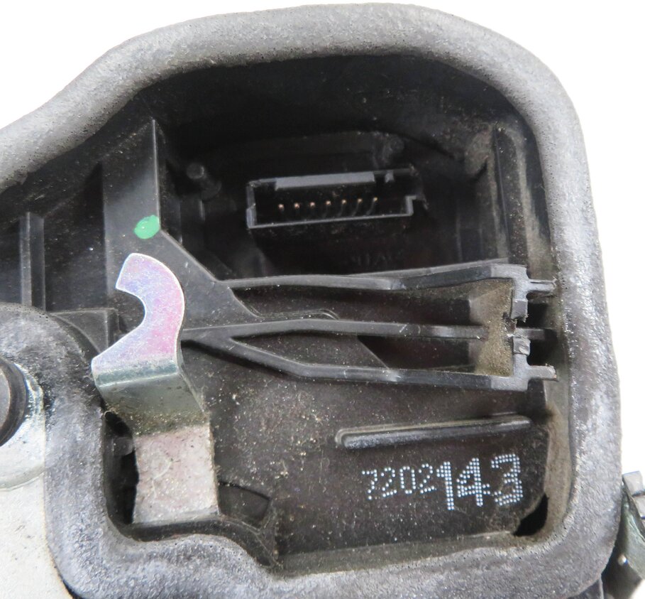 Thumbnail 5: 2003-2018 E87 F22 E90 E60 F10 F06 F12 F13 E65 F01 F04 E70 E71 DRIVER DOOR LATCH