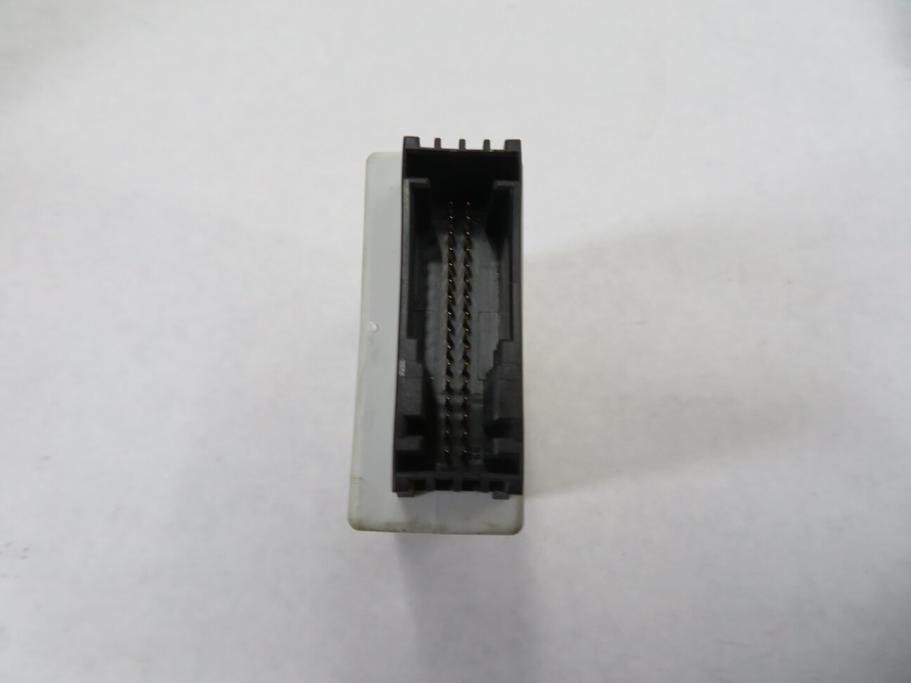 Thumbnail 6: 2008-2010 BMW 528i 535i 550i (E60) i-DRIVE POWER CONTROL MODULE SET / 2