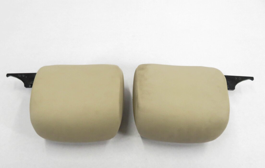 Thumbnail 4: 2007 BMW 328i (E93) CONVERTIBLE - FRONT HEADREST SET-2 (BEIGE CREAM LEATHER)