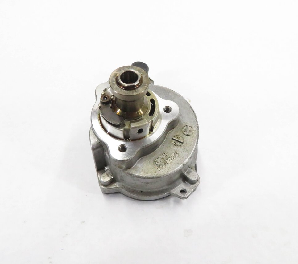 Thumbnail 4: 2007-2013 BMW 128i 323i 328i 528i X3 X5 Z4 (E87 E90 E60 F25 E70 E89) VACUUM PUMP
