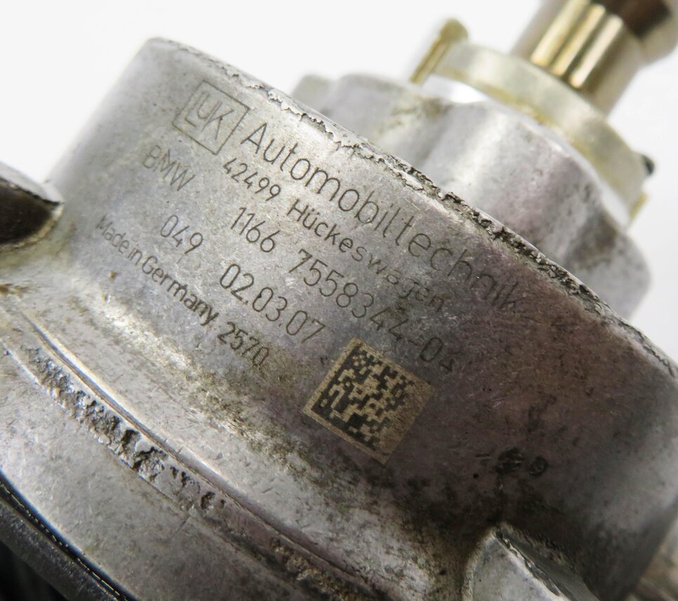 Thumbnail 7: 2007-2013 BMW 128i 323i 328i 528i X3 X5 Z4 (E87 E90 E60 F25 E70 E89) VACUUM PUMP