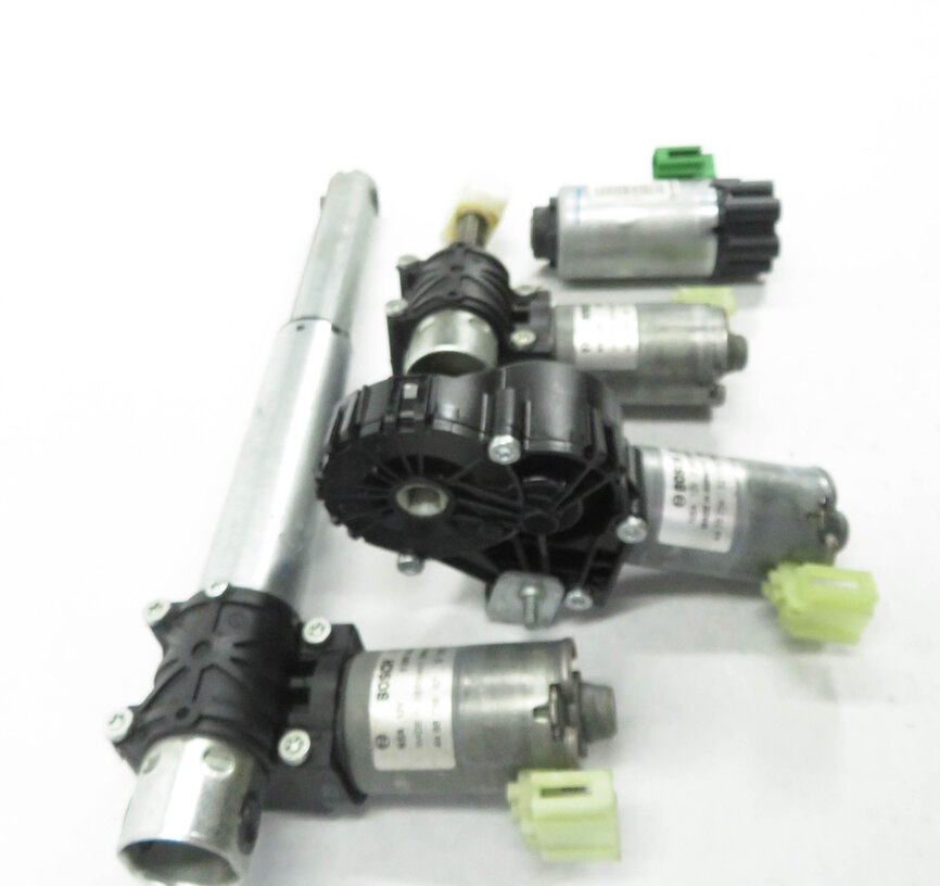 Thumbnail 4: 2011 BMW 535i (F10) RIGHT FRONT PASSENGER POWER SEAT MOTOR SET-4