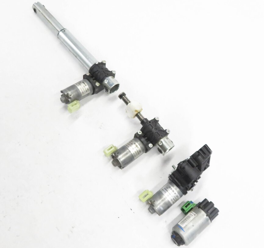 2011 BMW 535i (F10) LEFT FRONT DRIVER POWER SEAT MOTOR SET-4