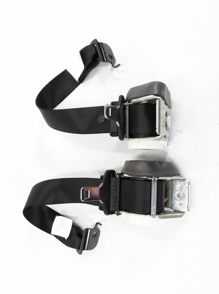 Thumbnail 4: 2013 BMW X3 (F25) REAR 2nd SECOND ROW SEATBELT BUCKLE RETRACTOR SET-2 (BLACK)