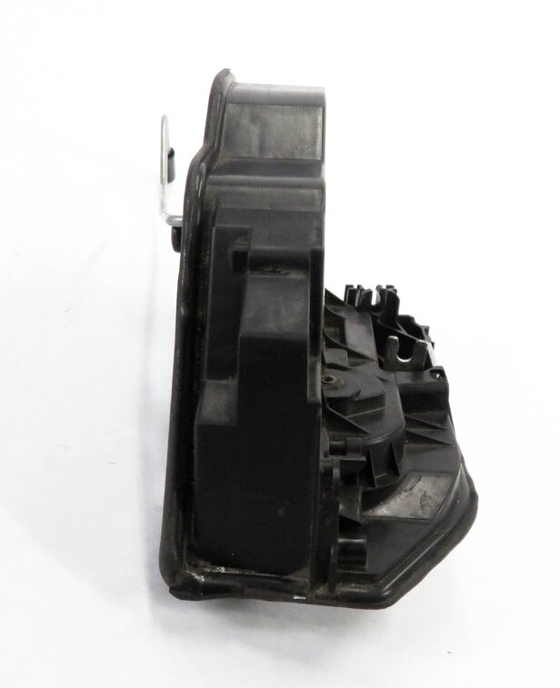 Thumbnail 3: 2010-2018 BMW E90 F30 F32 E60 F10 F01 F25 F26 E70 E71 RIGHT SIDE REAR DOOR LATCH
