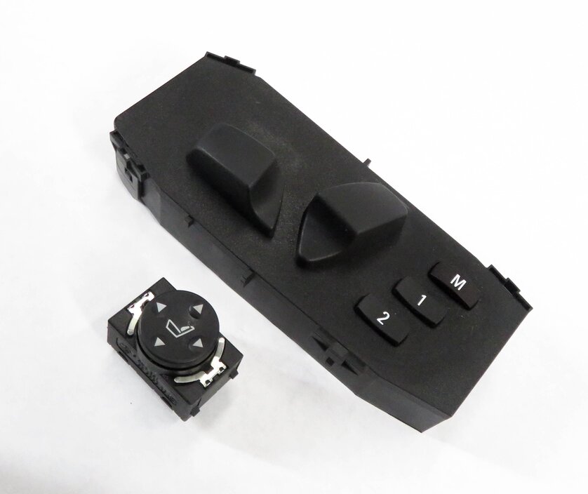 2013 BMW X3 (F25) LEFT FRONT DRIVER POWER MEMORY SEAT ADJUSTMENT SWITCH