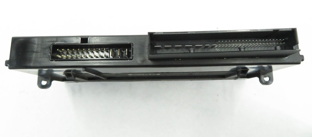Thumbnail 6: 2012 BMW 528i (F10) MAIN PRIMARY BODY CONTROL MODULE COMPUTER