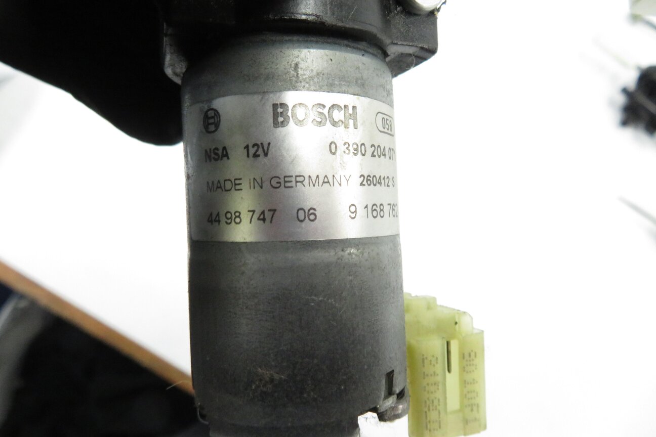 Thumbnail 5: 2012 BMW 528i (F10) RIGHT FRONT PASSENGER POWER SEAT TRACK MOTOR SET-6