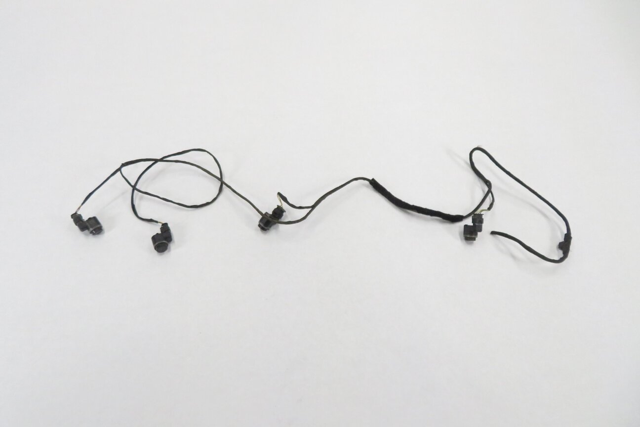 Thumbnail 2: 2012 BMW 528i (F10) REAR PDC PARK DISTANCE SENSOR SET-4 w/ HARNESS (GRAY B90)