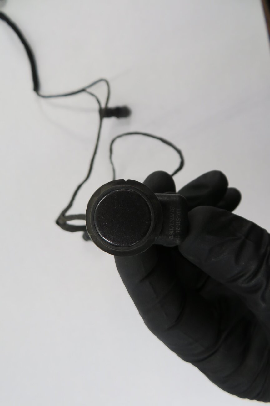 Thumbnail 5: 2012 BMW 528i (F10) REAR PDC PARK DISTANCE SENSOR SET-4 w/ HARNESS (GRAY B90)