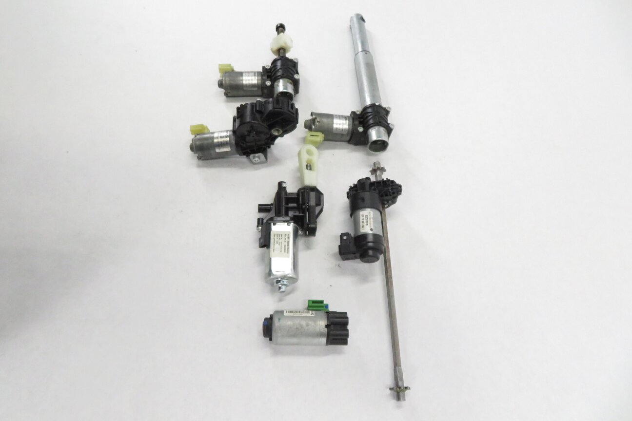 Thumbnail 3: 2012 BMW 528i (F10) LEFT FRONT DRIVER POWER SEAT TRACK MOTOR SET-6