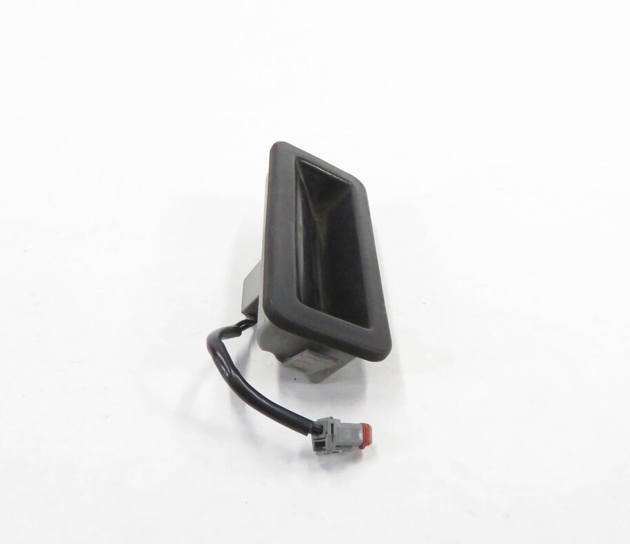 Thumbnail 3: 2006 RANGE ROVER SPORT (L320) REAR TRUNK RELEASE SWITCH BUTTON HANDLE