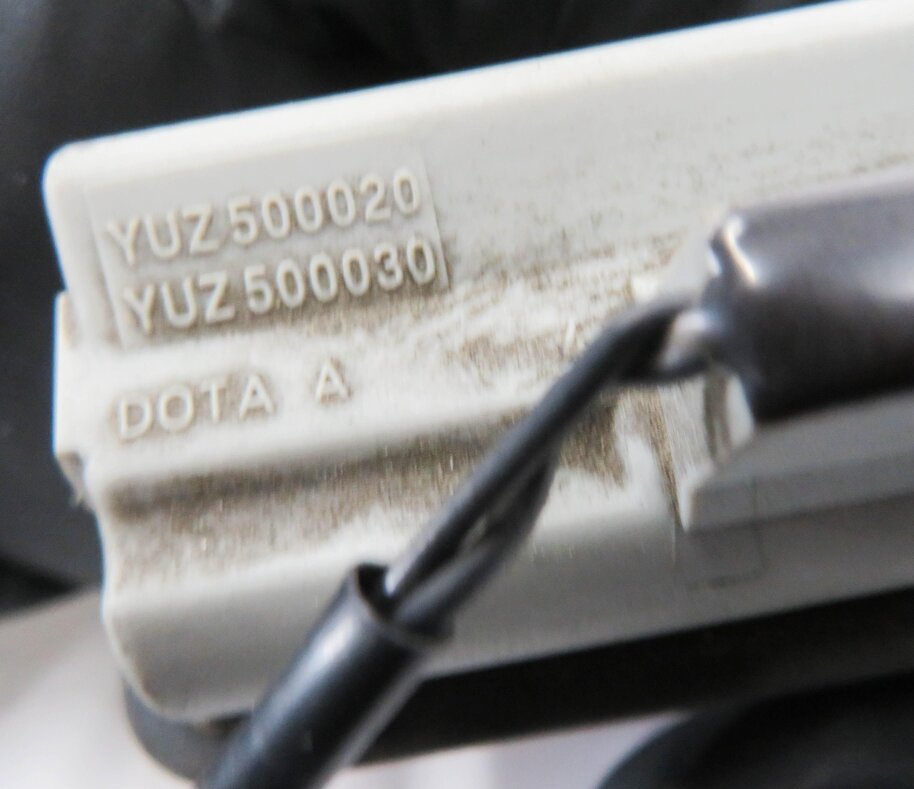 Thumbnail 6: 2006 RANGE ROVER SPORT (L320) REAR TRUNK RELEASE SWITCH BUTTON HANDLE