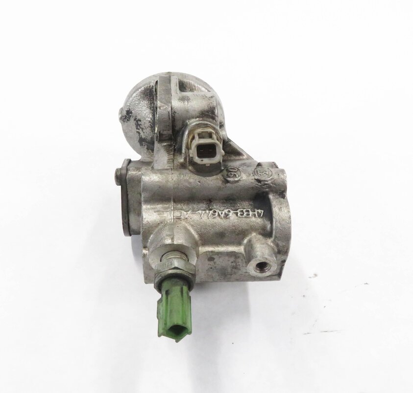 Thumbnail 2: 2006 RANGE ROVER SPORT (L320) 4.2L V8 SUPERCHARGED MOTOR OIL FILTER ADAPTER