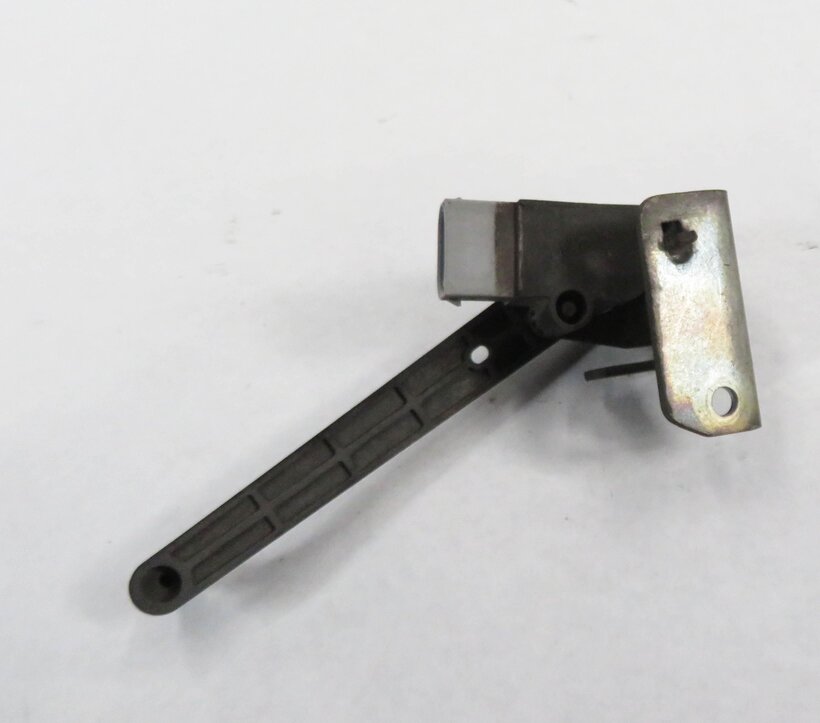 Thumbnail 3: 2011 RANGE ROVER (L322) LEFT DRIVER REAR SUSPENSION HEIGHT LEVEL SENSOR