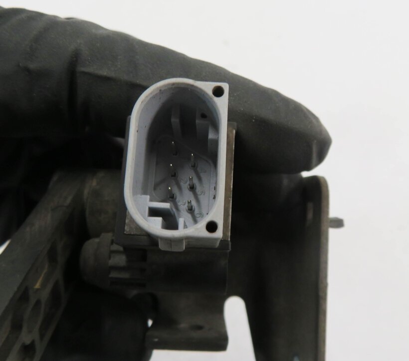 Thumbnail 6: 2011 RANGE ROVER (L322) LEFT DRIVER REAR SUSPENSION HEIGHT LEVEL SENSOR