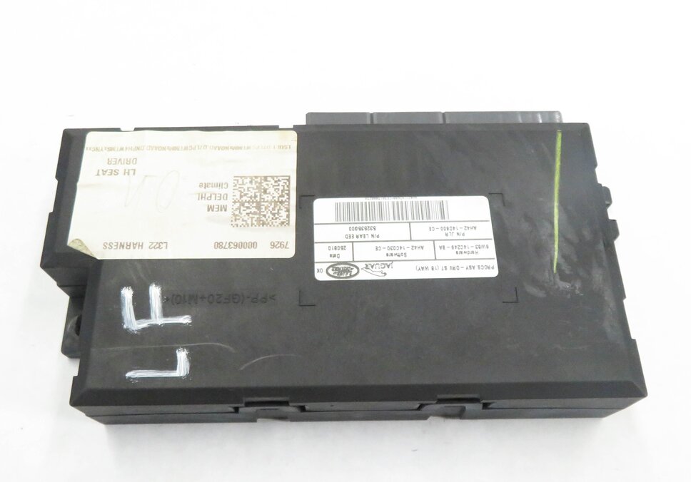 Thumbnail 4: 2011 RANGE ROVER (L322) LEFT FRONT DRIVER MEMORY SEAT CONTROL MODULE