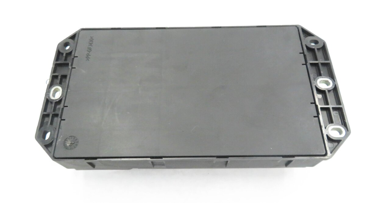 Thumbnail 5: 2010-2012 RANGE ROVER (L322) 5.0L SUPERCHARGED ENGINE POWER JUNCTION FUSE BOX