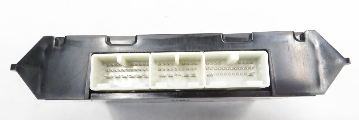 Thumbnail 5: 2011 RANGE ROVER (L322) AIR SUSPENSION COMPRESSOR CONTROL MODULE