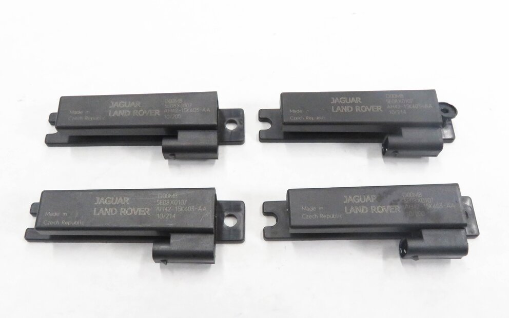 Thumbnail 2: 2011 RANGE ROVER (L322) REMOTE KEYLESS ENTRY ANTENNA MODULE SET-4